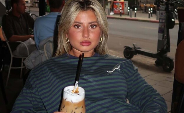 שלי סנדרוב, שלקה (צילום: shellyelmakis, אינסטגרם)