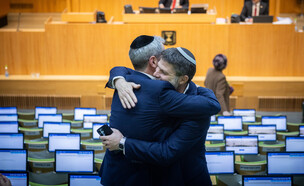 מליאת הכנסת בדיון על הצעות חוקי התקציב לשנת 2026 (צילום: יונתן זינדל, פלאש 90)