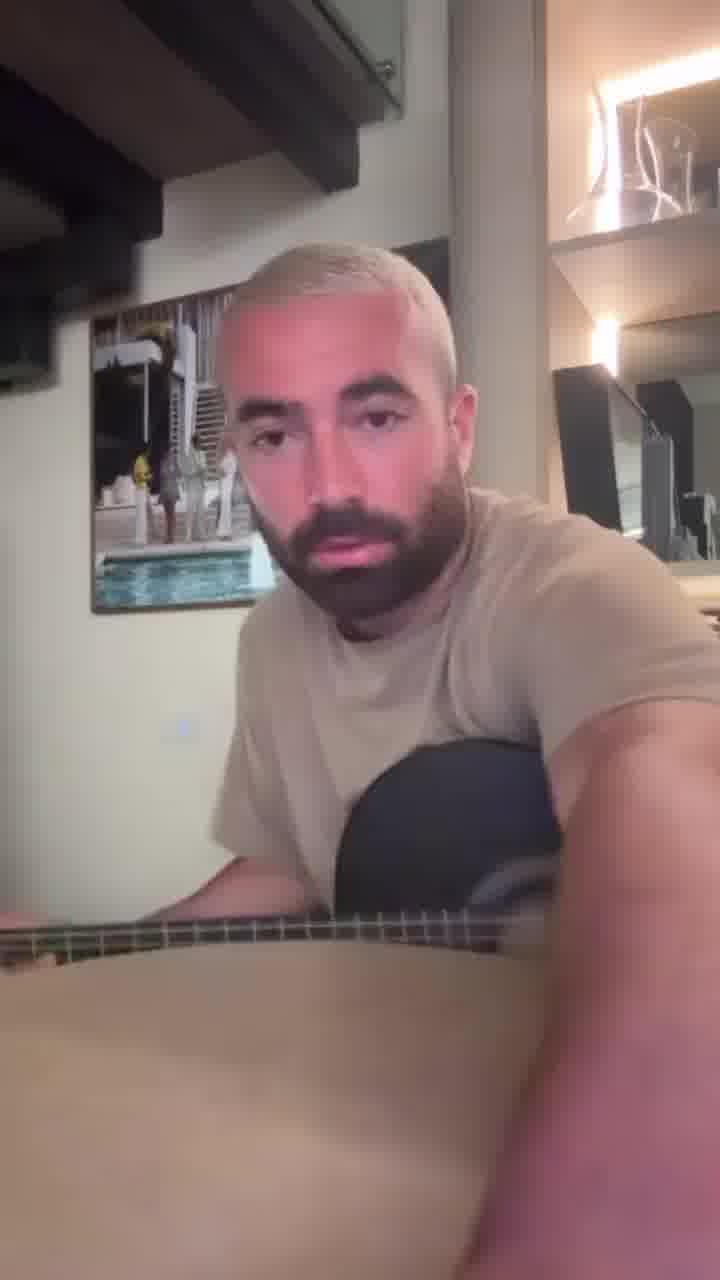 רגע אחרי שיצא: הקאבר של עומר אדם ל"להינשא הלילה" הוסר מאפליקציות הסטרימינג מסיבה לא ברורה 