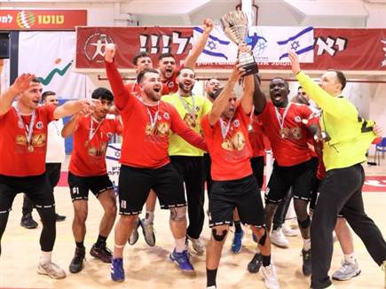 (הדר ואן קולא, איגוד הכדוריד) (צילום: ספורט 5)