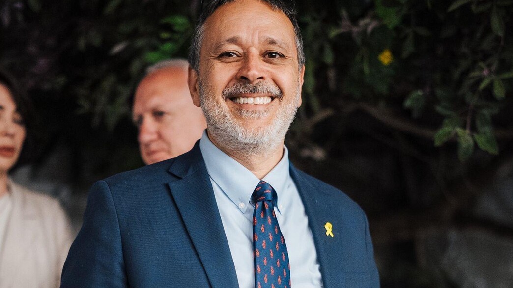 גבי דגן גבי דגן