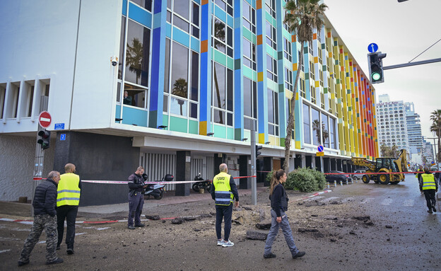 פגיעת ראש קרב מתפצל בתל אביב