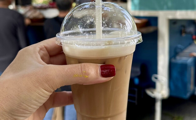 עגלת קפה אילוסטרציה, לשימוש בכתבות קופיטרייל בלבד (צילום: מיכל ספיר, coffeetrail)