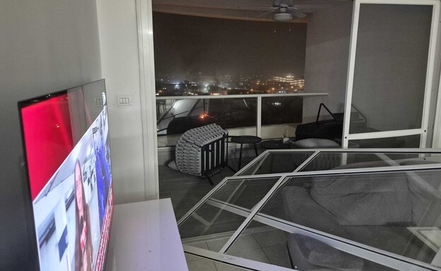 הנזקים בפתח תקווה בעקבות הירי מאיראן הנזקים בפתח תקווה בעקבות הירי מאיראן