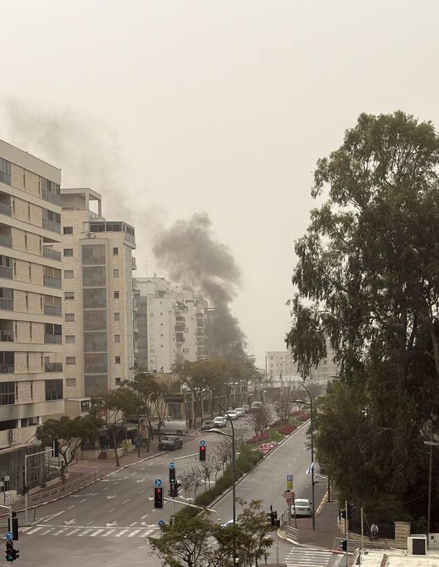 זירת הפגיעה בקריית אתא זירת הפגיעה בקריית אתא