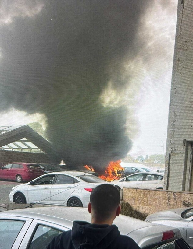 זירת הפגיעה בקריית אתא זירת הפגיעה בקריית אתא