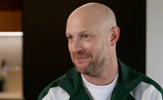 אבי נוסבאום ממציא את הסטנד-אפ מחדש