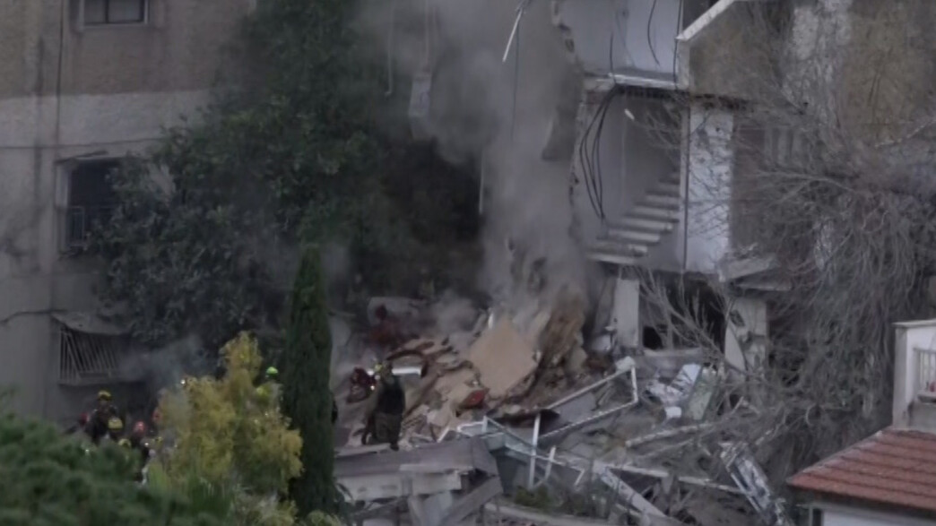 בילתה עם בנותיה בקניון - וביתה נפגע מהטיל האיראני בחיפה