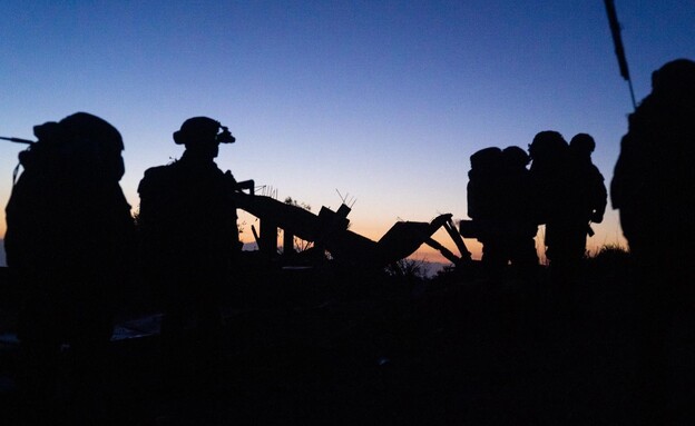 לוחמי חטיבת המילואים 'הזקן' (8) פועלים בשטח (צילום: דובר צה"ל)