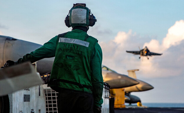 כוחות ארה"ב במלחמת שאגת הארי, בדרך לתקיפה באיראן (צילום: רויטרס)