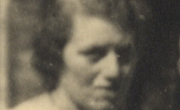 לואיזה ולצר 