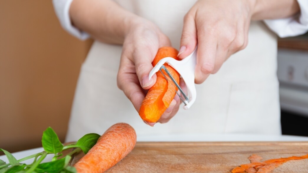 קולפן מקלף גזר