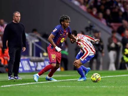 וימאל עשה צרות בצד השני (GETTY)