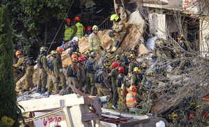 זירת ההרס מהפגיעה הישירה בחיפה (צילום: דוד כהן, פלאש 90)