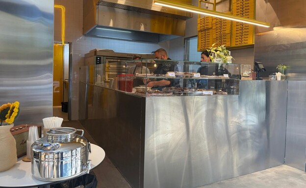 סאנפלאואר פיצה. הפיצה החדשה של בת גלים סאנפלאואר פיצה. הפיצה החדשה של בת גלים