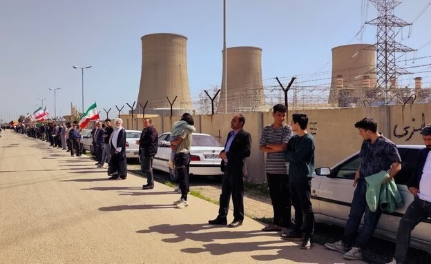 משמרות המהפכה שלחו אזרחים להתקהל סביב תחנות כוח משמרות המהפכה שלחו אזרחים להתקהל סביב תחנות כוח