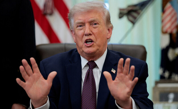 טראמפ מודיע: "מסכים להפסקת אש, נפסיק את התקיפות"