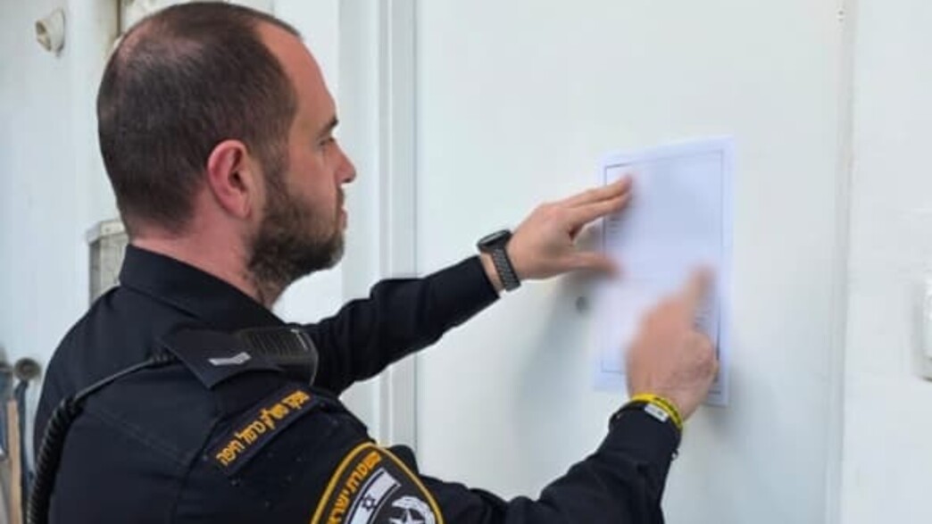 המשטרה סוגרת בית בושת