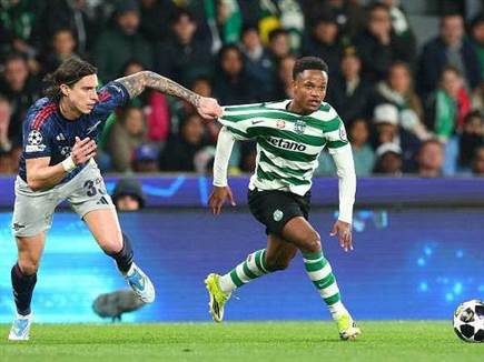 ספורטינג הקשתה על ארסנל (GETTY)