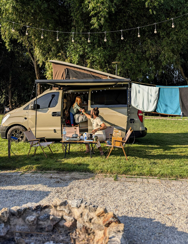 נקודת עצירה בצפון תאילנד נקודת עצירה בצפון תאילנד