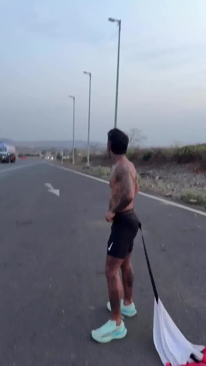 לא הבנו את הקטע עם המצנח, אבל התרשמנו מאוד