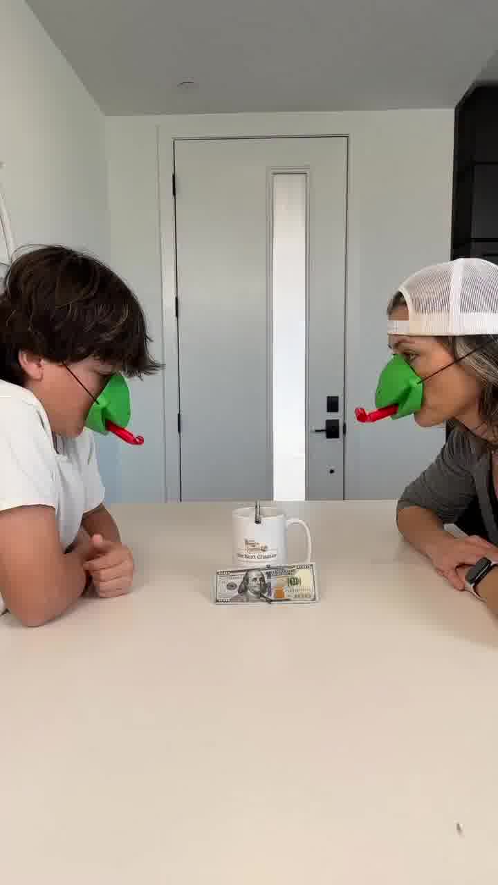 נכון השטויות שהילדים שלכם מביאים מימי הולדת? מתברר שיש מה לעשות איתן