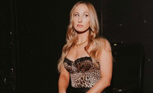 ניקי גלייזר (צילום: nikkiglaser, אינסטגרם)