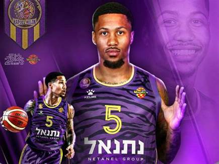 (הפועל חולון) (צילום: ספורט 5)