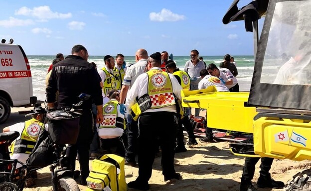 החיפושים בחוף בנתניה החיפושים בחוף בנתניה