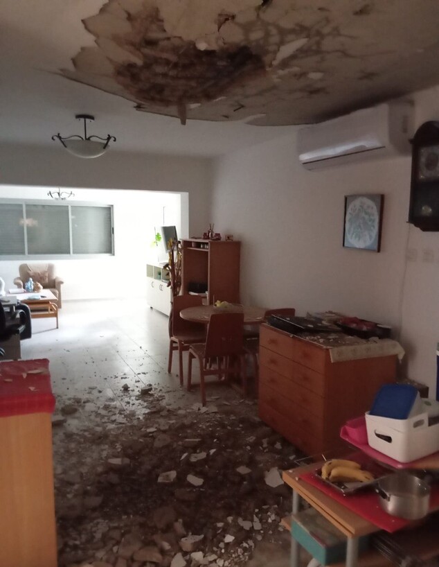 נזק מפגיעה ישירה במשגב עם 