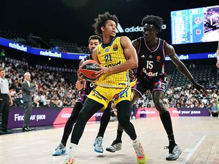 תחושות קשות בצהוב (Euroleague Basketball via Getty) (צילום: ספורט 5)