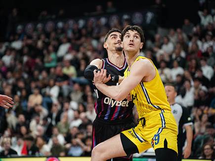 סורקין. לא היה על המגרש באף צד (Euroleague Basketball via Getty) סורקין. לא היה על המגרש באף צד (Euroleague Basketball via Getty)
