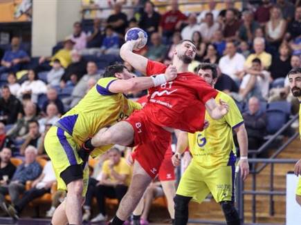 (הדר ואן קולא) (צילום: ספורט 5)