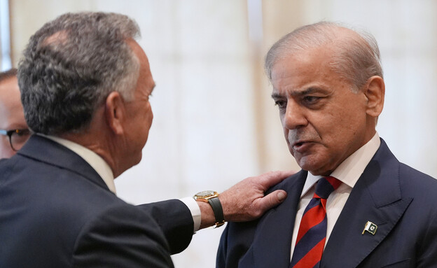 וויטקוף בפגישה עם ראש ממשלת פקיסטן, שהבז שריף