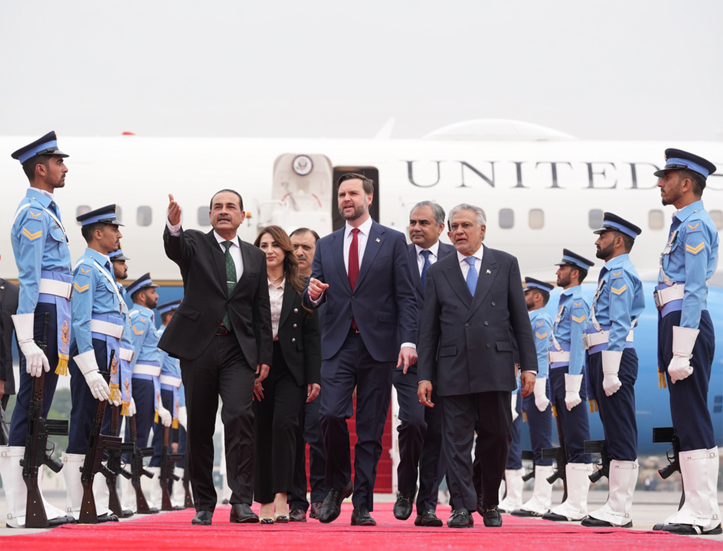 החל המו"מ בין ארה"ב לאיראן: "הקווים האדומים" - והאיום