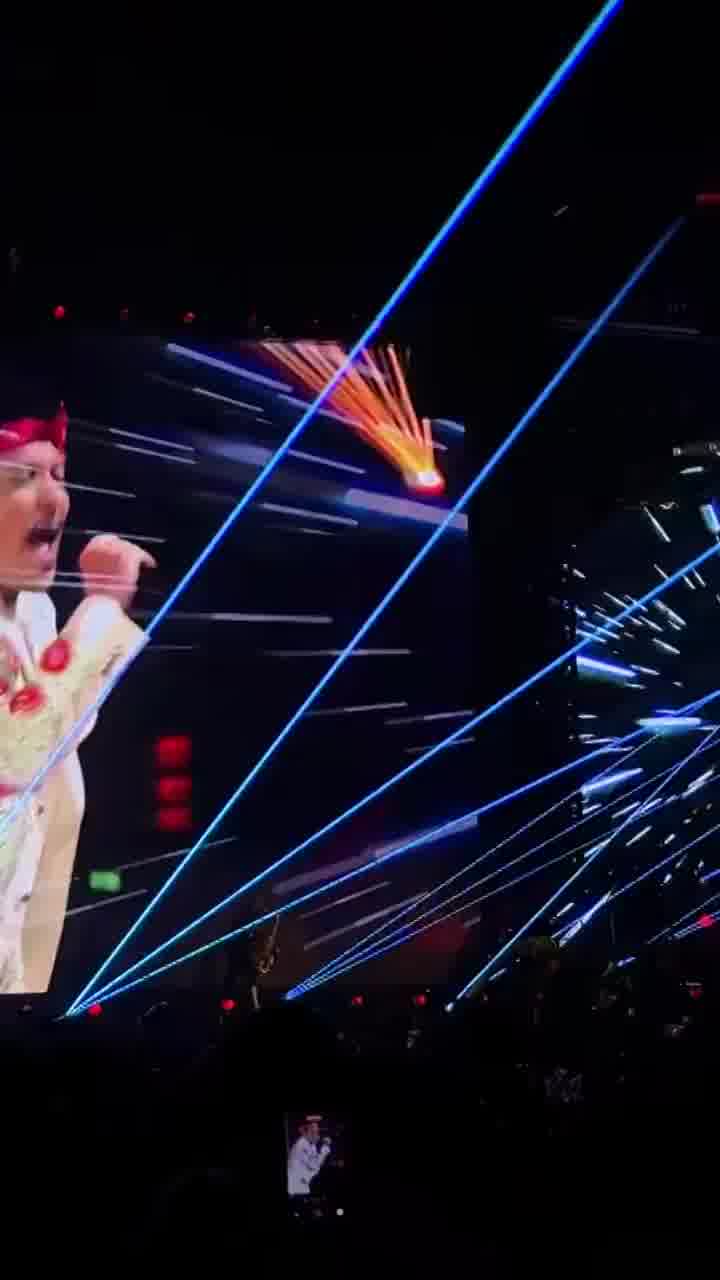 ברונו מארס התחיל את סיבוב ההופעות לאלבומו החדש, The Romantic, עם שתי הופעות בלאס וגאס