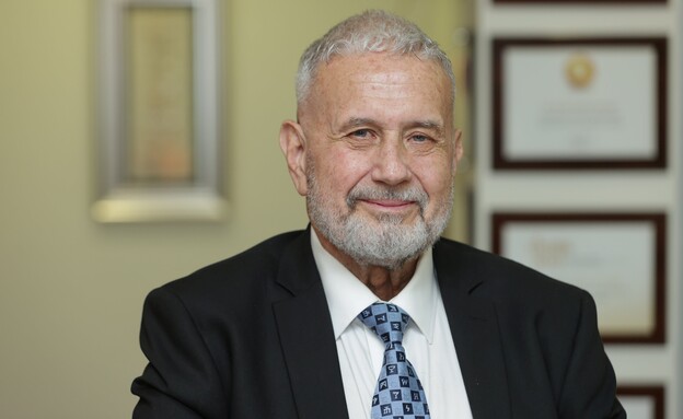 עו"ד זאב ולנר 