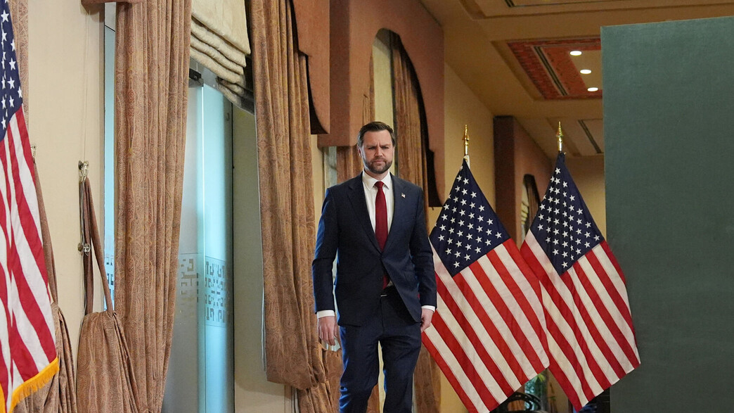 סגן נשיא ארה"ב ג'יי די ואנס בתום השיחות בפקיסטן סגן נשיא ארה"ב ג'יי די ואנס בתום השיחות בפקיסטן