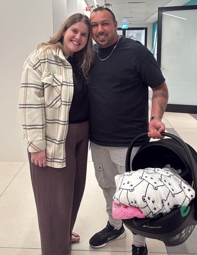 אדווה ואביאל גולדברג פרץ 