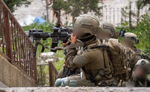 פעילות כוחות אוגדה 98 במרחב בינת ג'ביל (צילום: דובר צה"ל)
