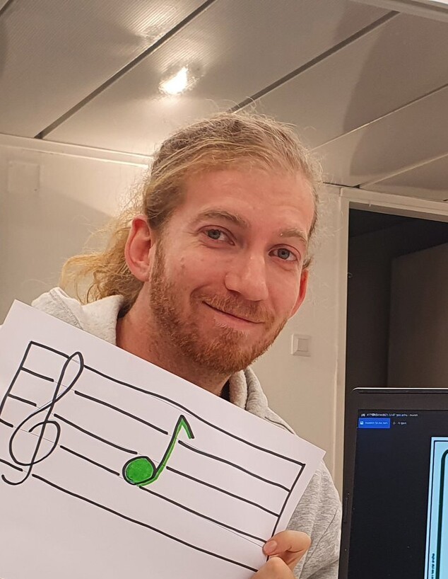 טל רוזנבליט, הורשע בגניבת פלאפון והפצת תמונות אינטימיות של האקסית 