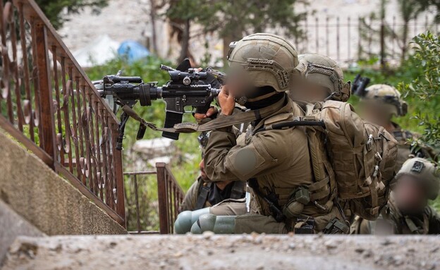 לחימת הכוחות בגזרה