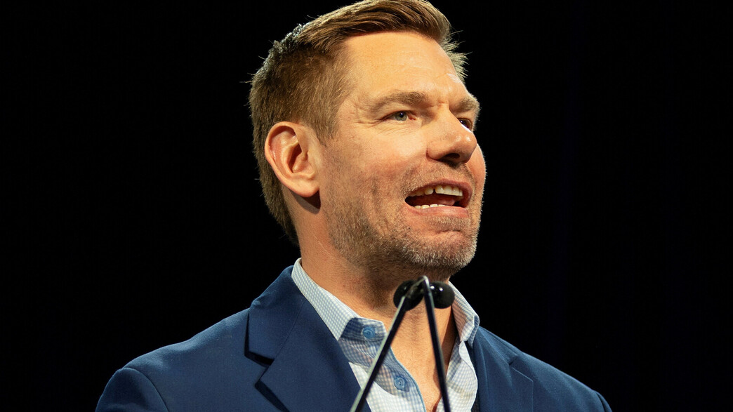 חבר הקונגרס הואשם באונס - פרש מהקמפיין היוקרתי והתפטר מתפקידו