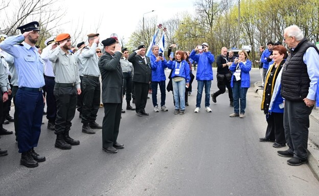 בצל המלחמה - מצעד החיים בפולין