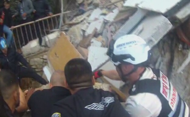 תיעוד רגעי החילוץ הדרמטי בחיפה