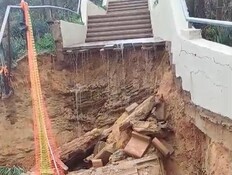 קריסת המצוק בחוף צאנז בנתניה