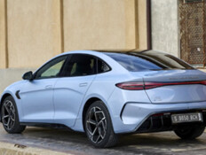 גם היצרן הסיני הגדול בעולם מזהיר מפני קריסות