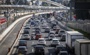 פקק תנועה בנתיבי איילון, 9 באפריל 2026 (צילום: חיים גולדברג, פלאש 90)