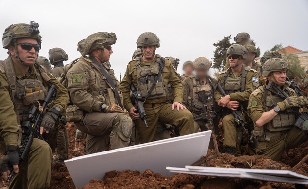 אייל זמיר בסיור בדרום לבנון