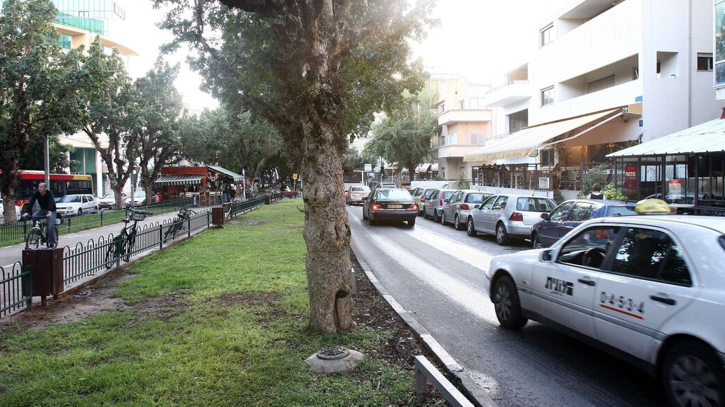 מונית בשדרות רוטשילד בתל אביב